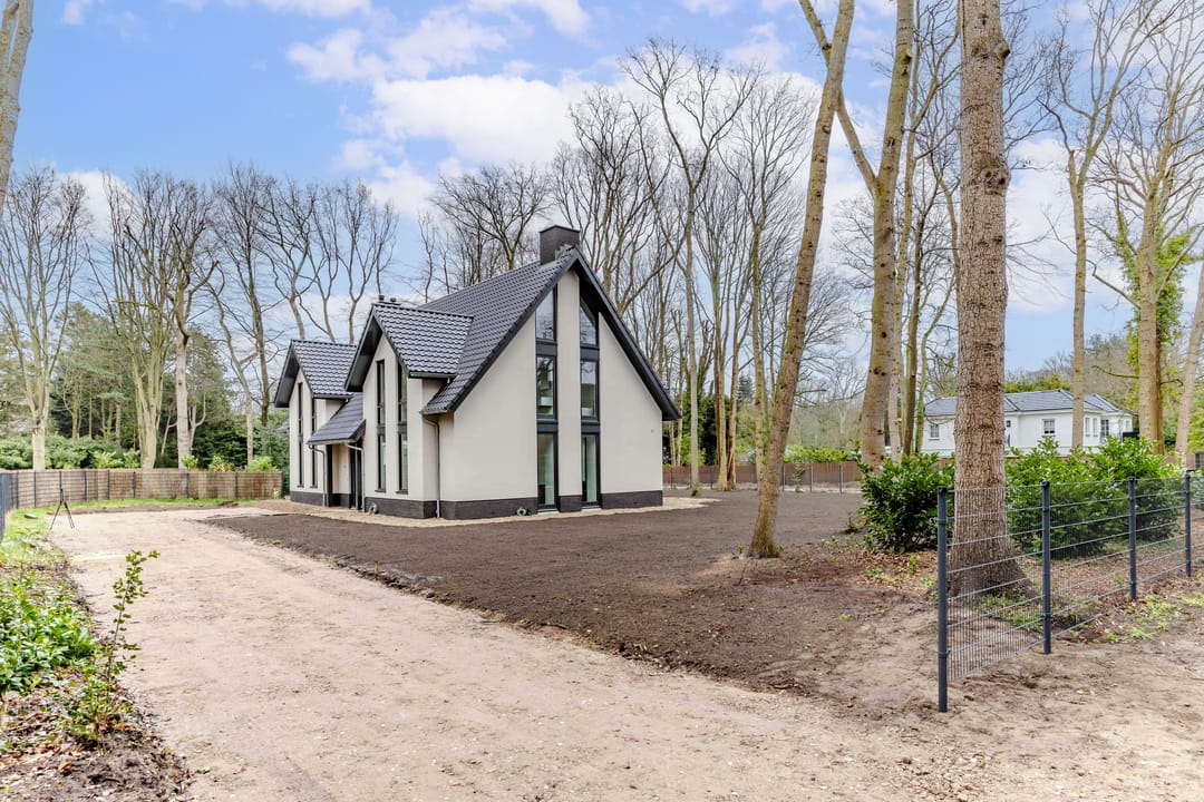 Foto 2 van Van der Doeslaan 6