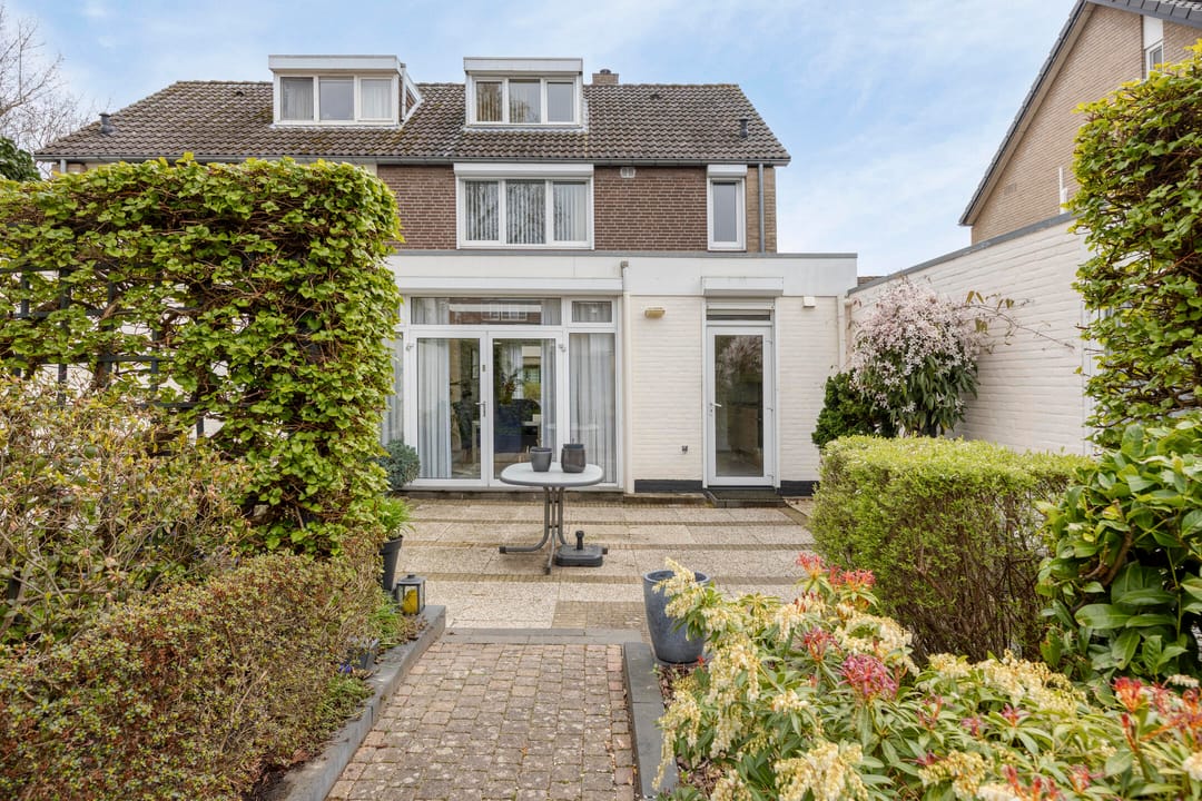 Foto 2 van Planetenhof 58