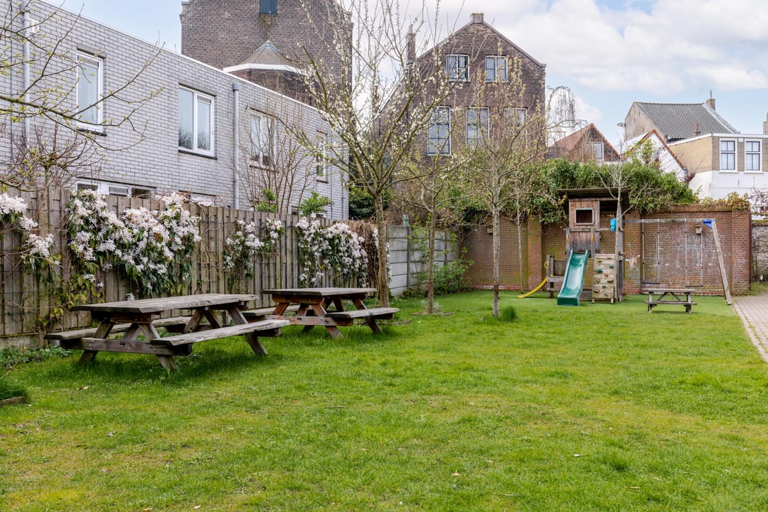 Foto 28 van Verbrande Erven 8