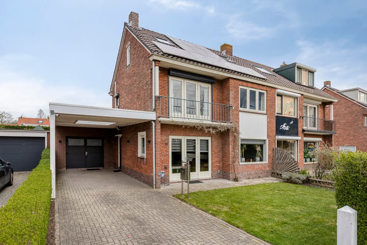 Koningin Wilhelminastraat 8