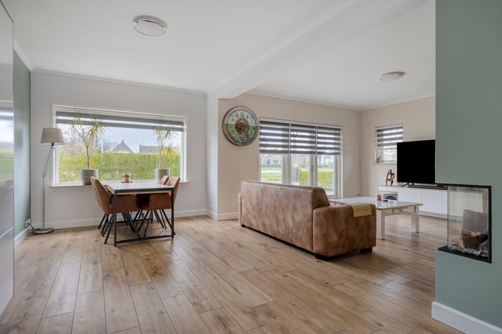 Photo 2 of Koningin Wilhelminastraat 8