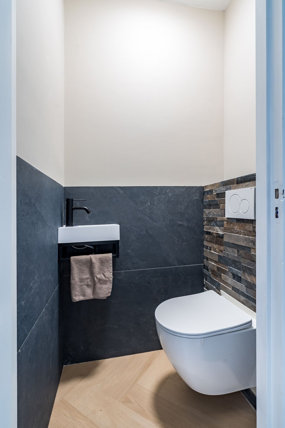 Photo 17 of Tromplaan 2