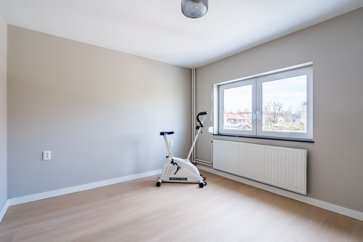 Photo 25 of Tromplaan 2