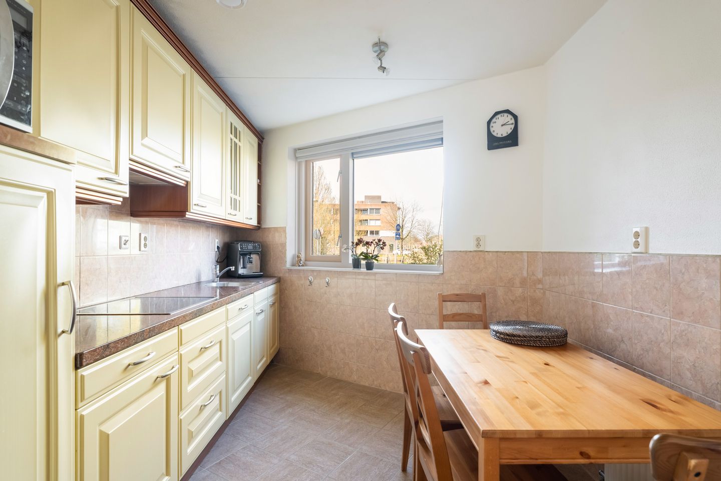 Photo 10 of Harzstraat 2