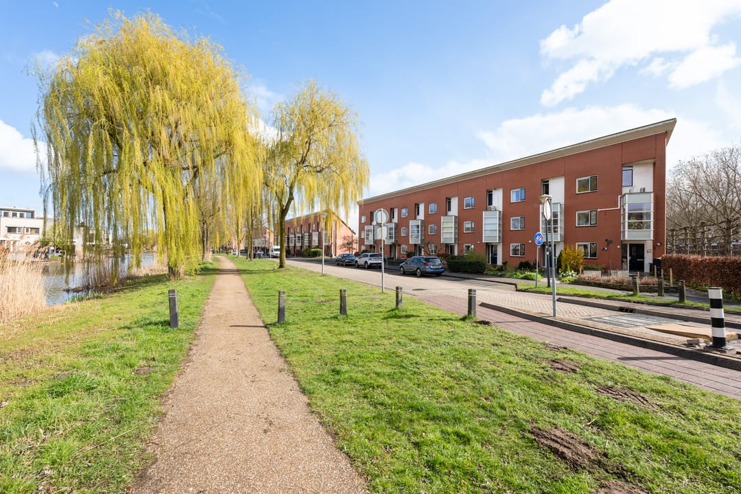 Photo 32 of Harzstraat 2