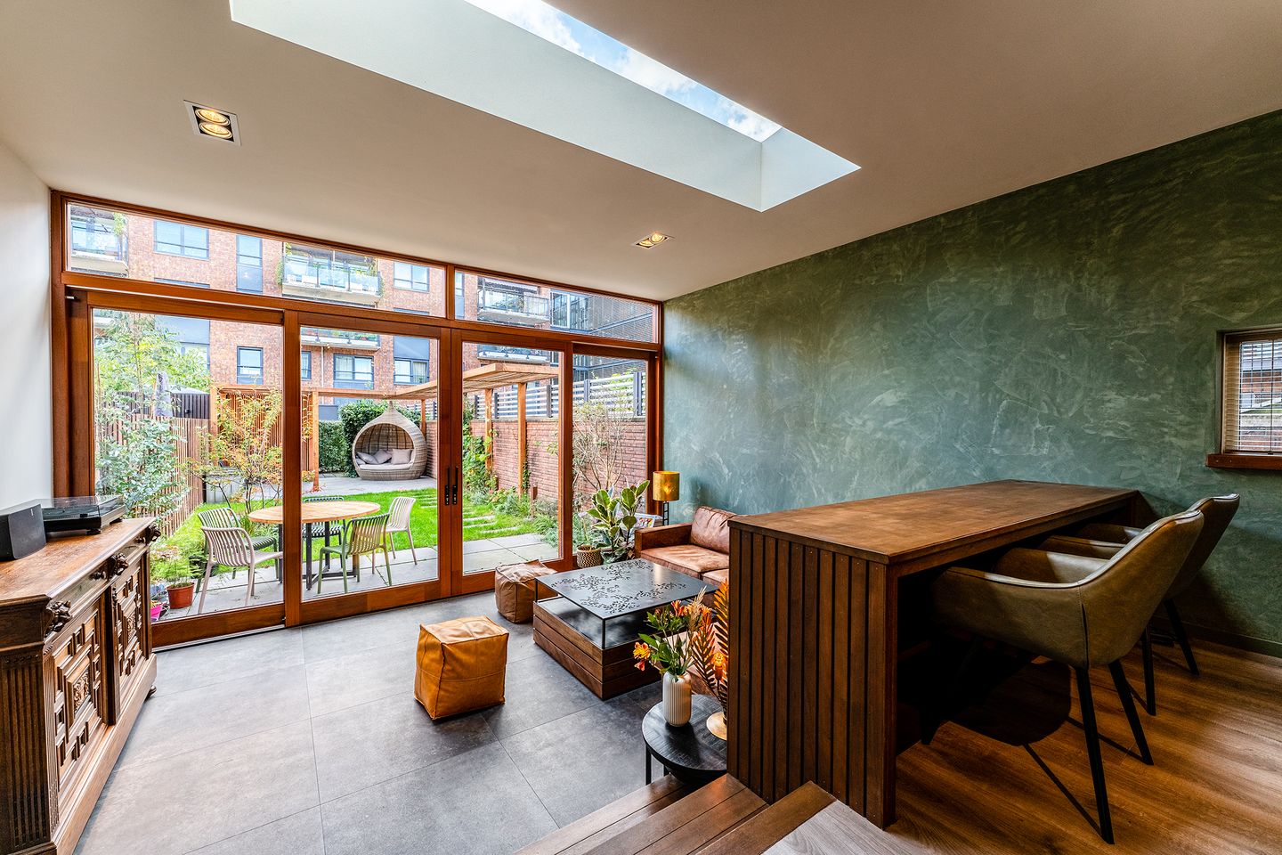 Photo 1 of Gerard Ruttenhof 31