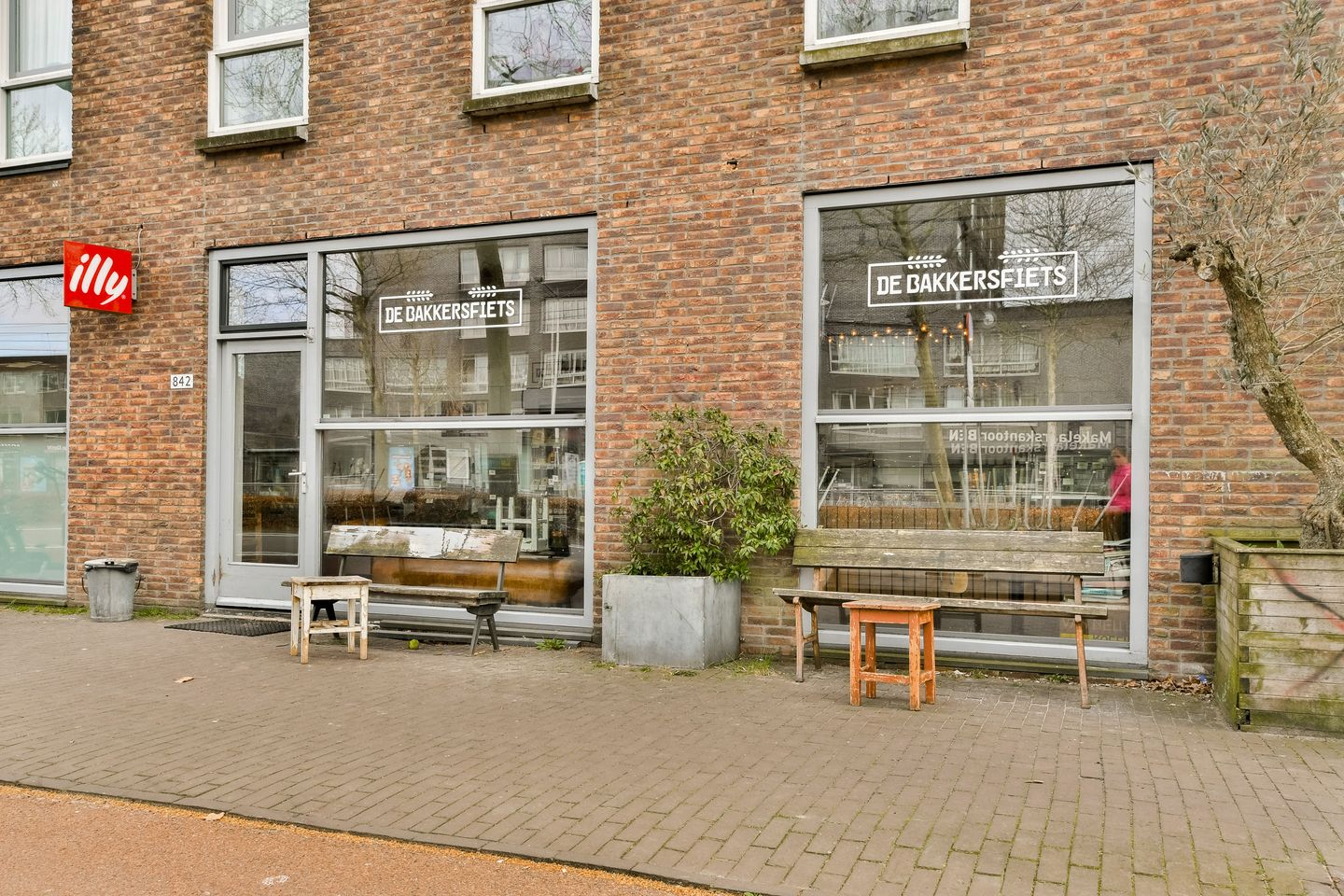 Photo 35 of Gerard Ruttenhof 31