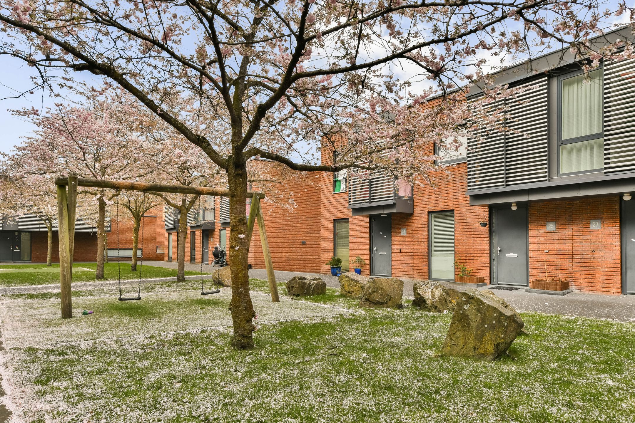 Photo 33 of Gerard Ruttenhof 31