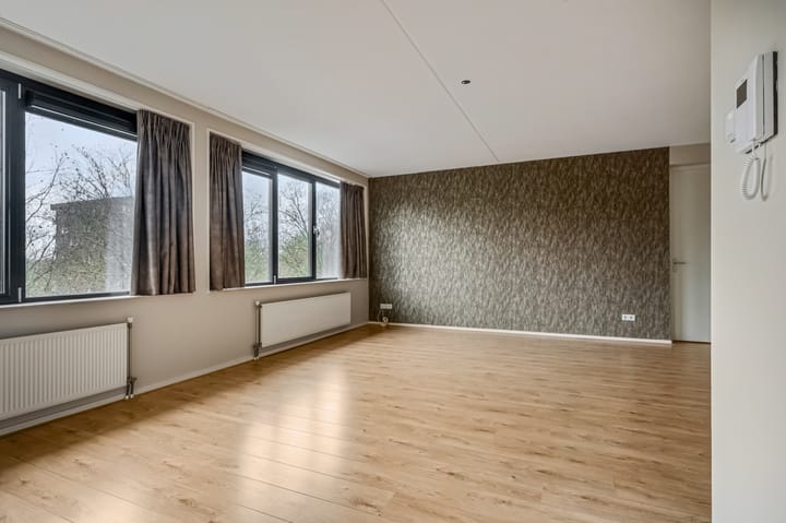 Photo 5 of Wadestein 70