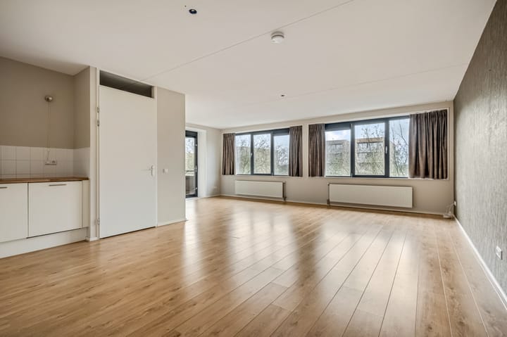 Photo 2 of Wadestein 70