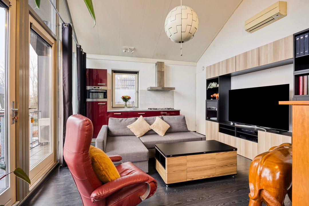 Photo 11 of Dorpstraat 18-E