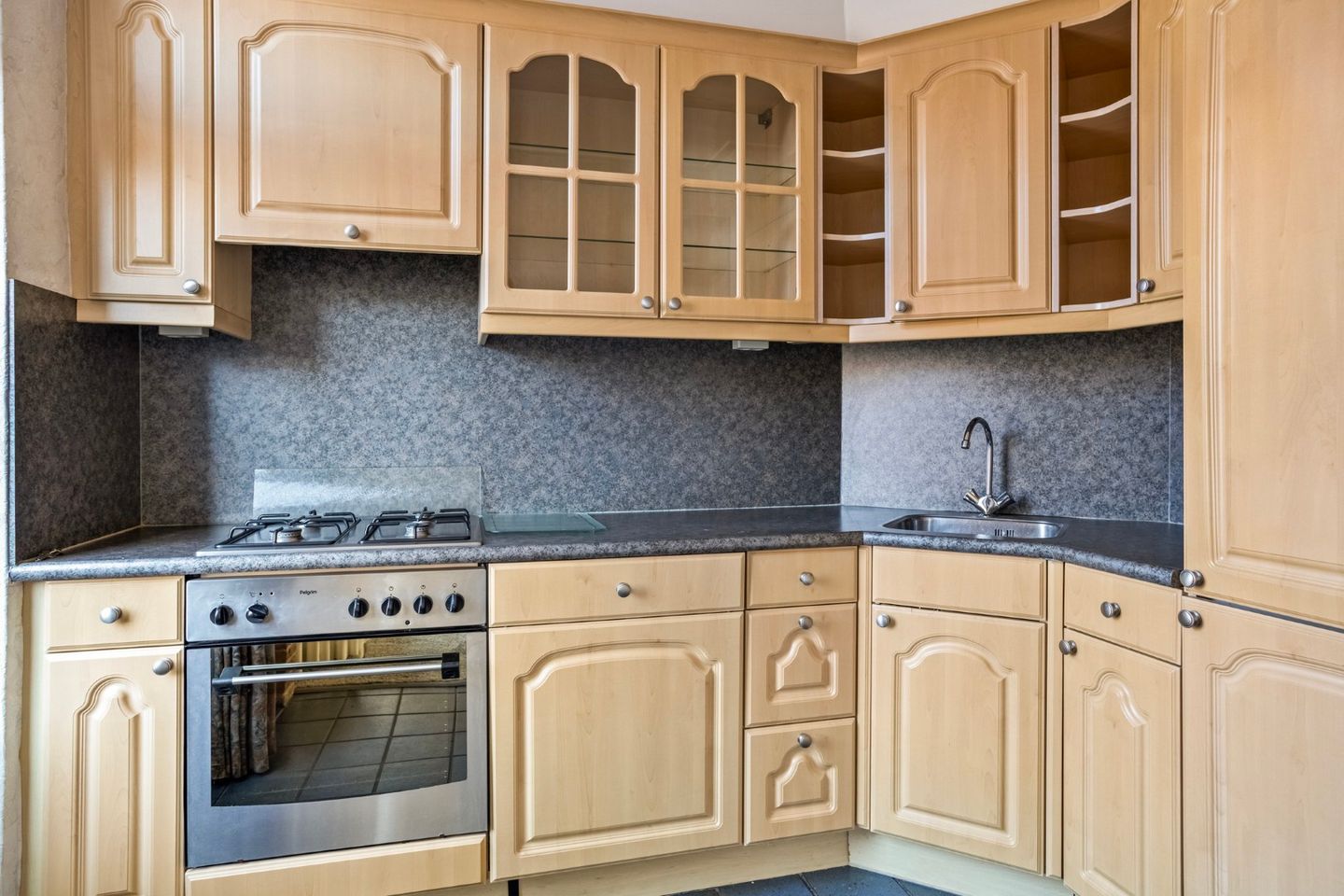 Photo 14 of Veenstraat 8