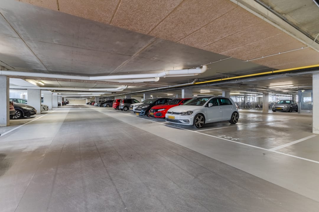 Photo 38 of Conradwerf 87