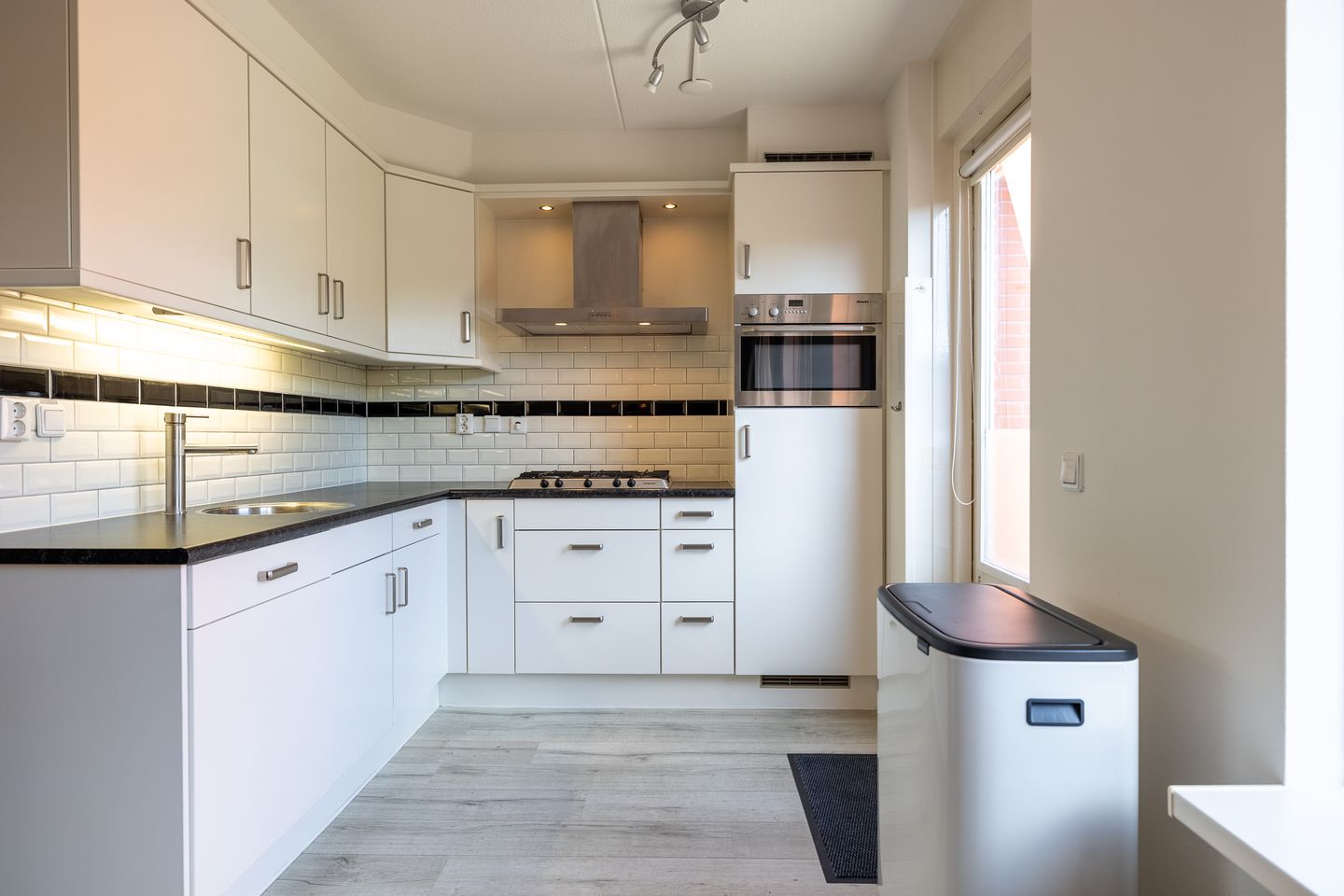 Foto 10 van Hof van Parijs 46