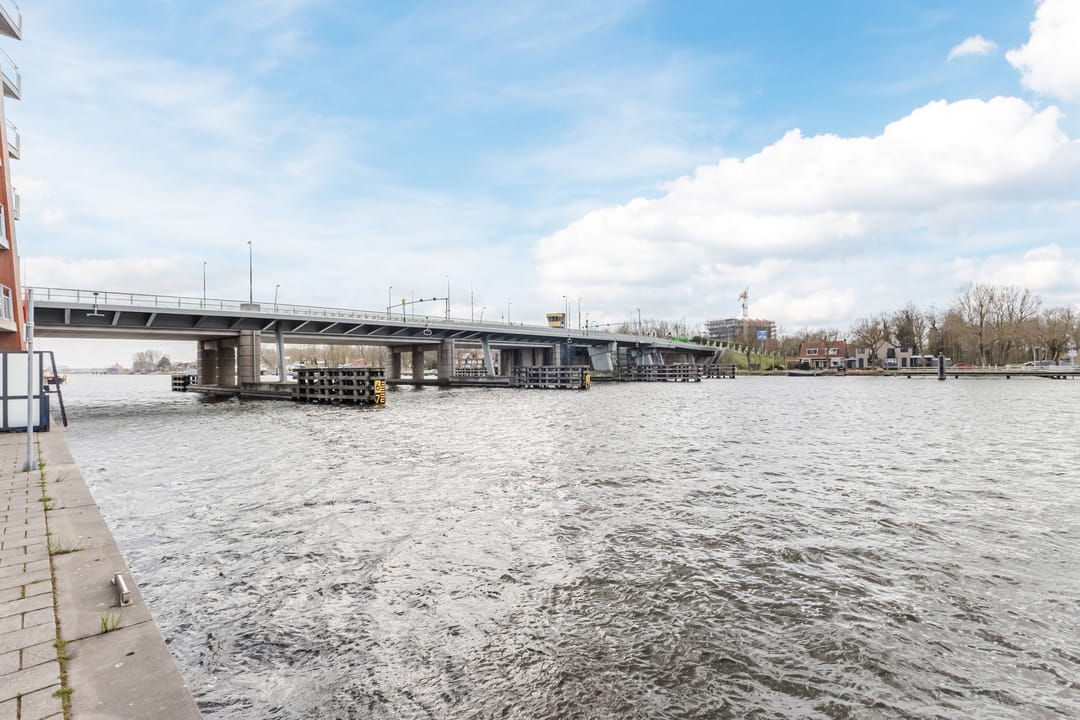 Photo 37 of Conradwerf 87