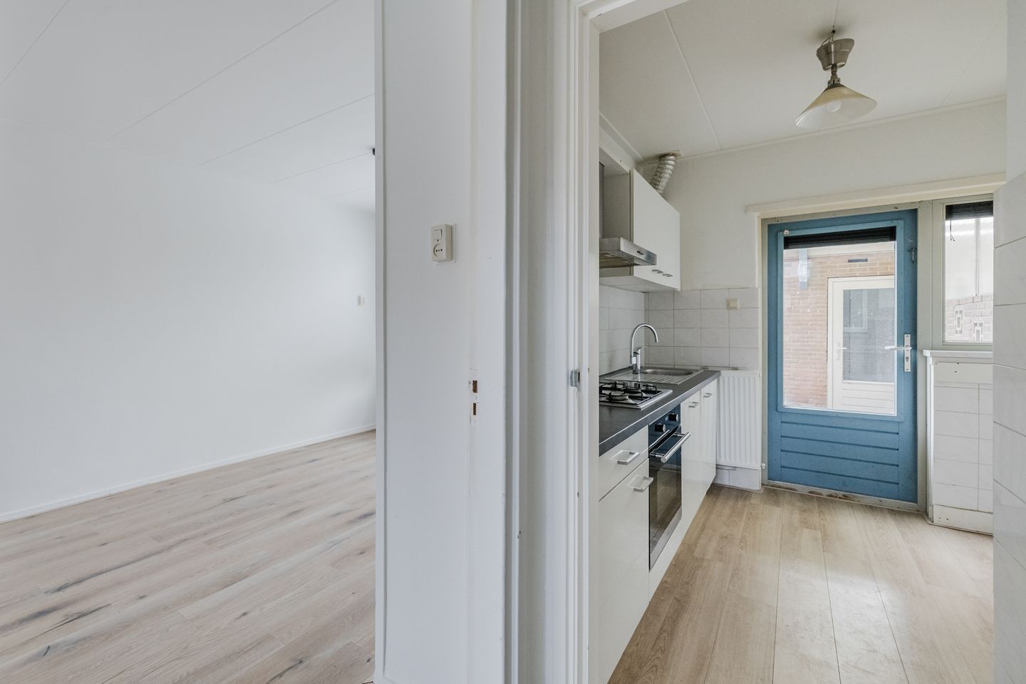 Foto 10 van Reinder Eikelboomstraat 13