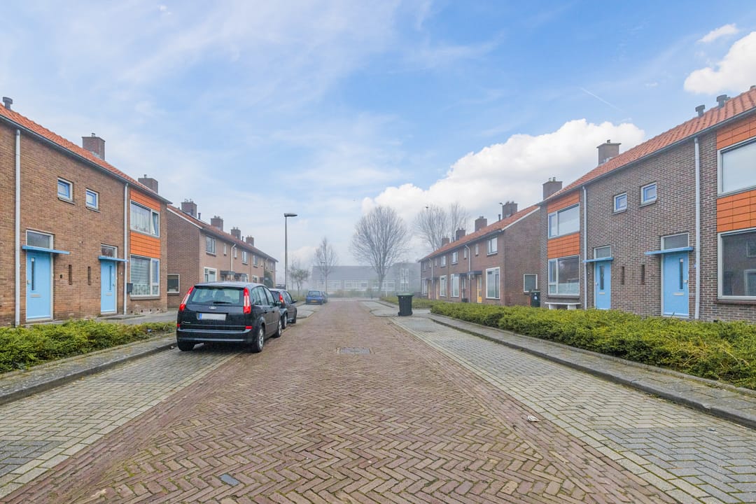 Foto 41 van Reinder Eikelboomstraat 13