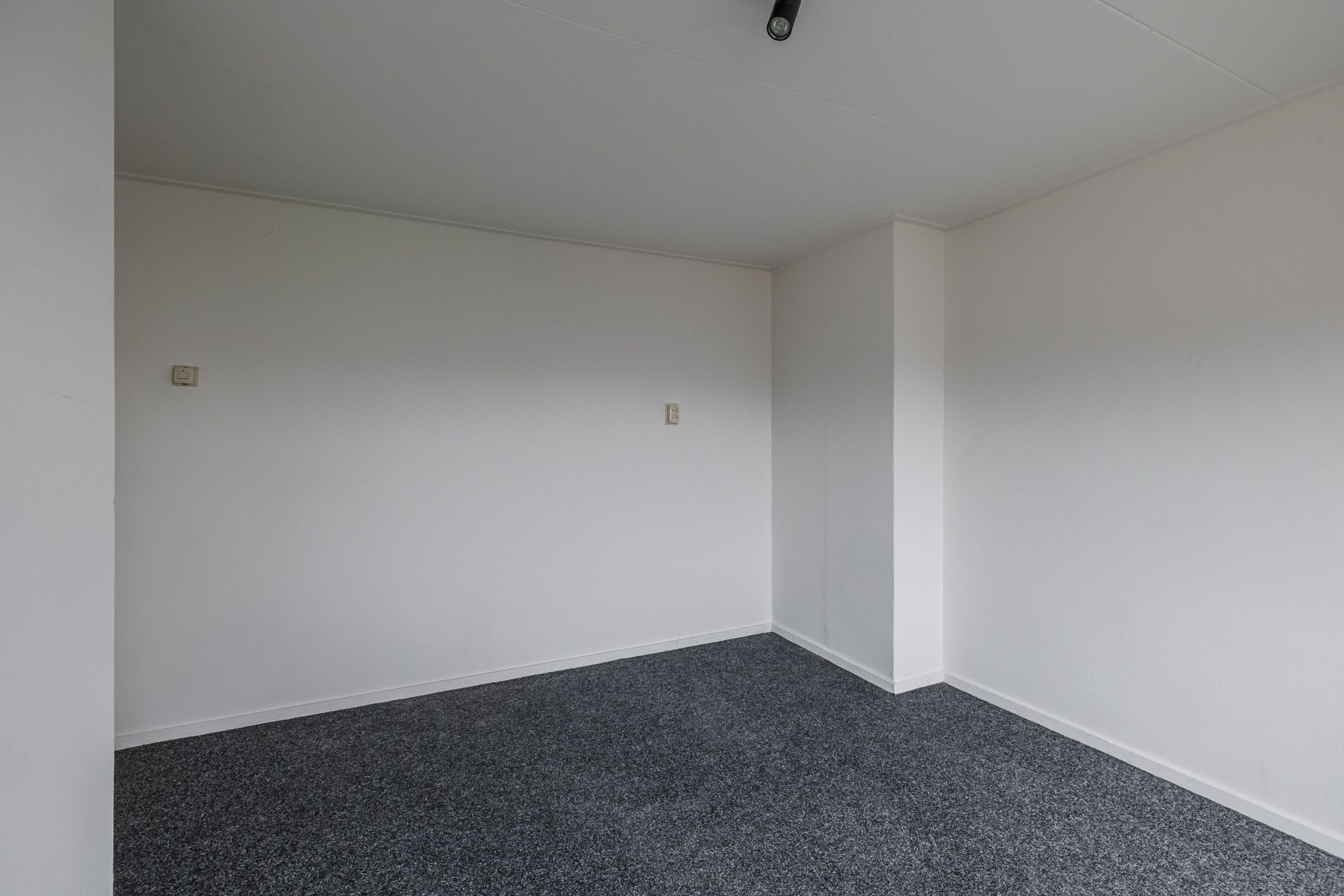 Foto 21 van Reinder Eikelboomstraat 13