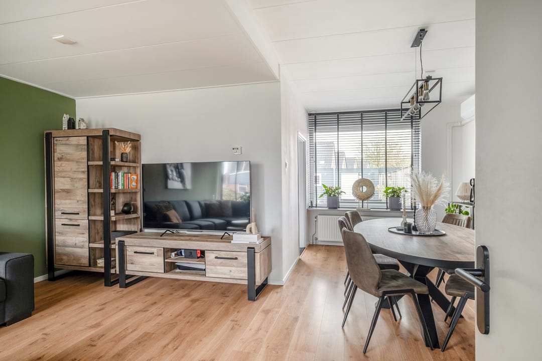 Foto 11 van Möllenbergstraat 57