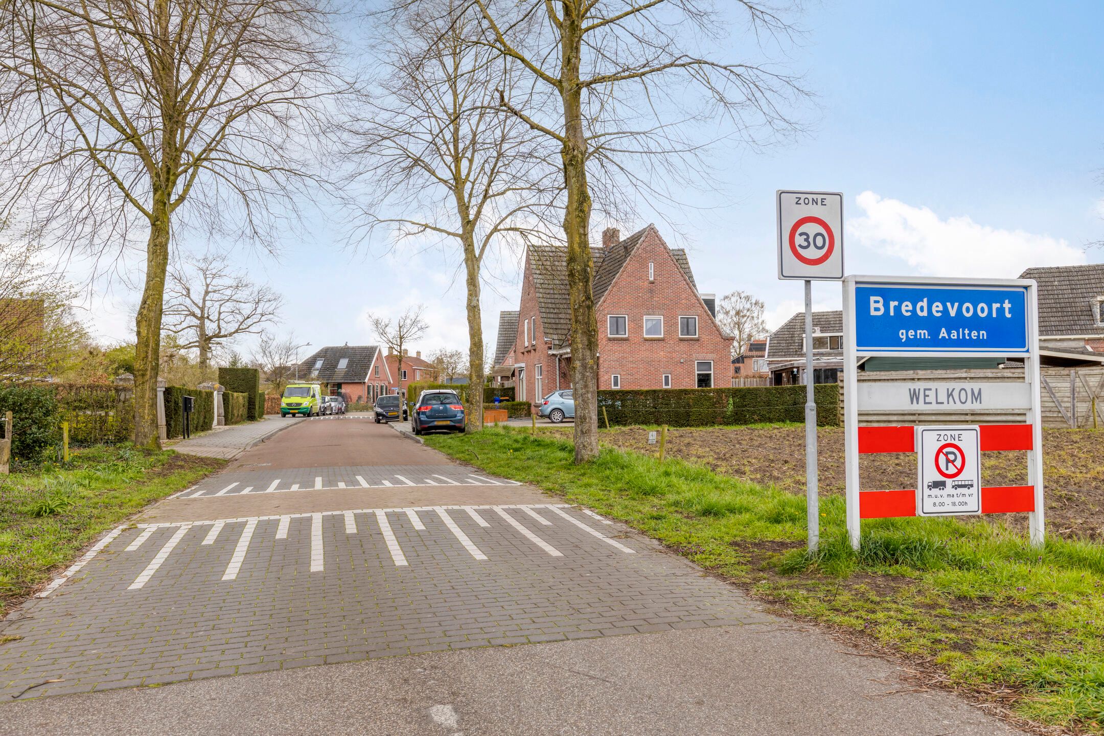 Photo 36 of Oranjestraat 5