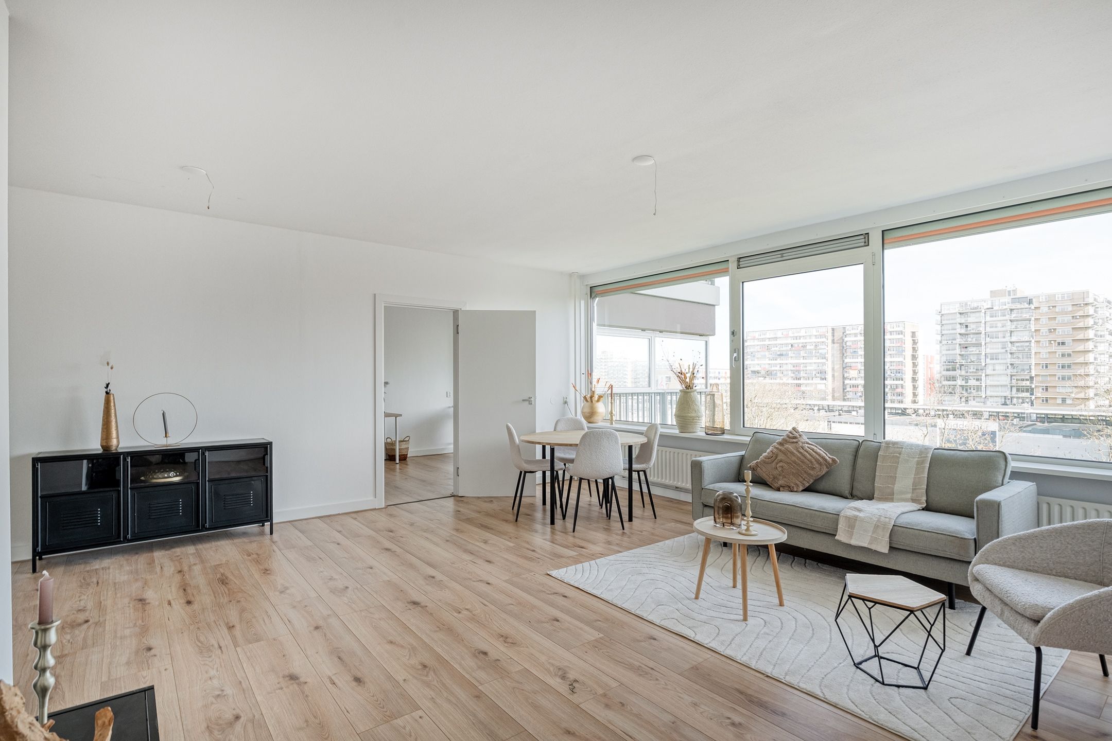 Foto 3 van Valeriusplein 238