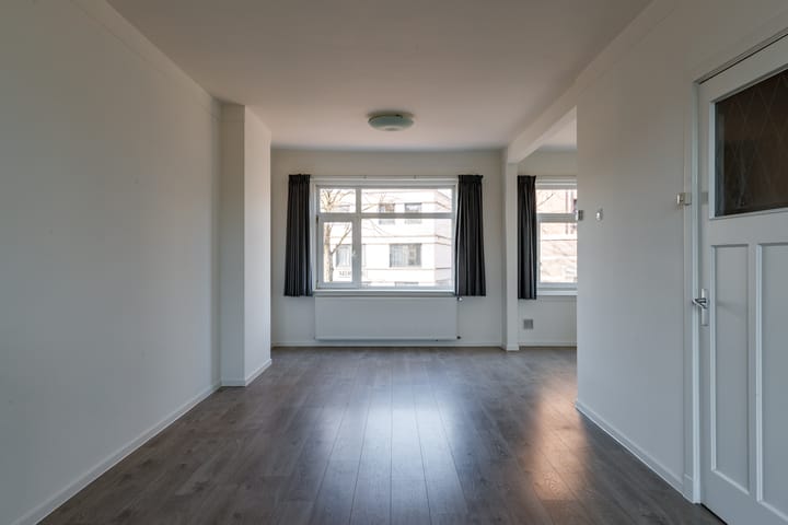 Foto 2 van Amsterdamsestraatweg 325-BS