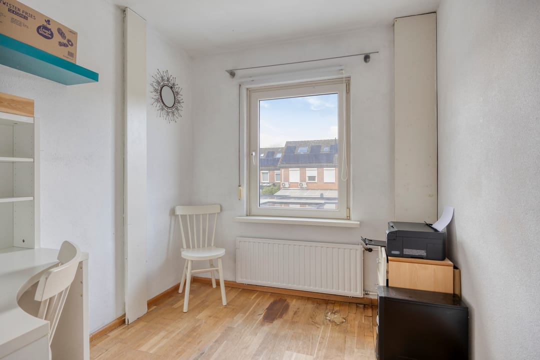 Photo 22 of Adriaen Brouwerstraat 5