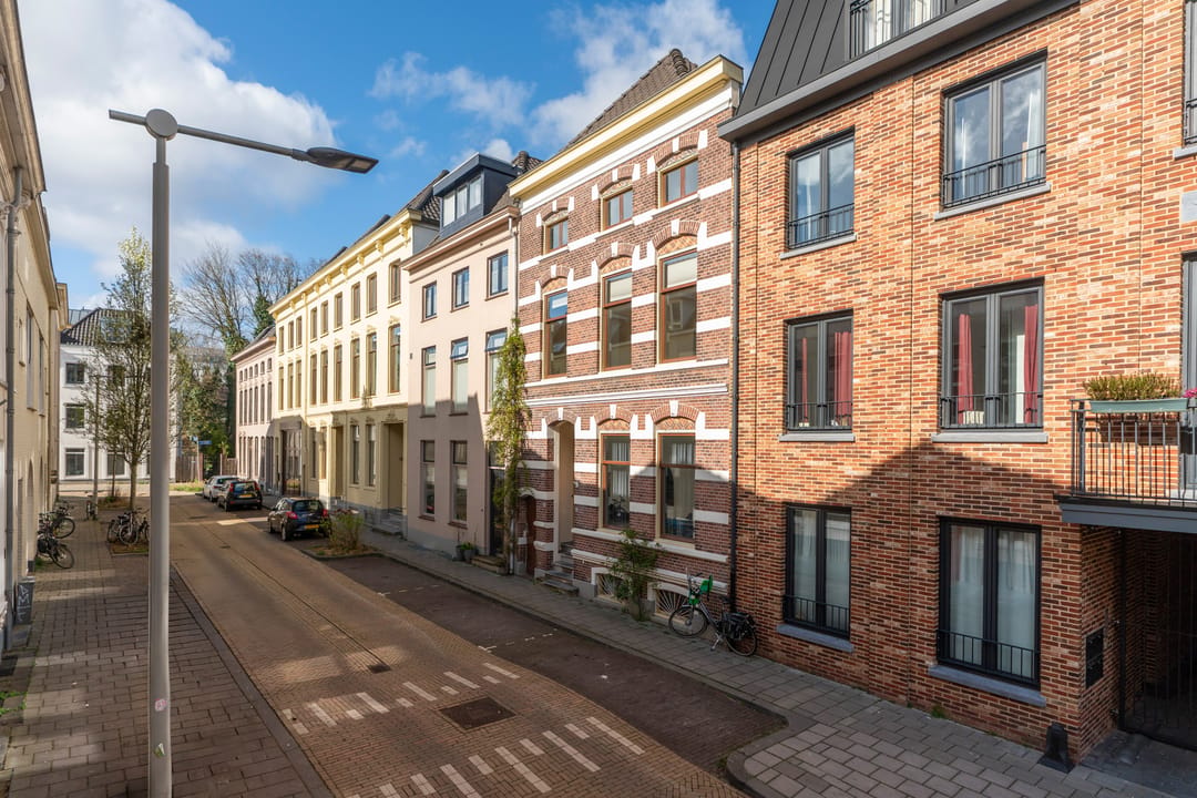 Foto 46 van Karel van Gelderstraat 23