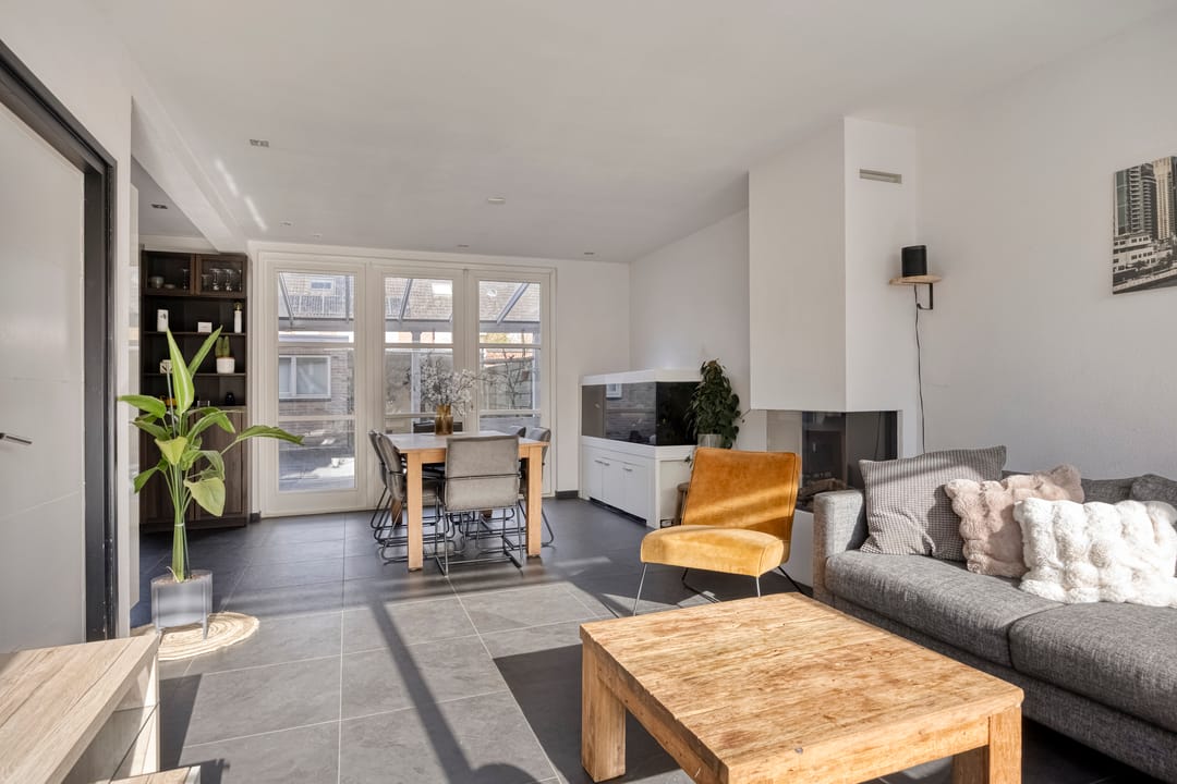 Photo 2 of Adriaen Brouwerstraat 5