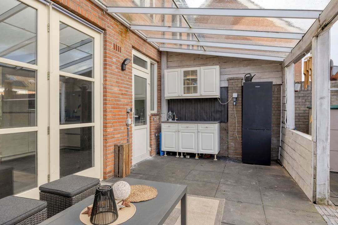 Photo 26 of Adriaen Brouwerstraat 5