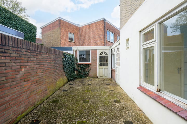 Foto 5 van Generaal Maczekstraat 48