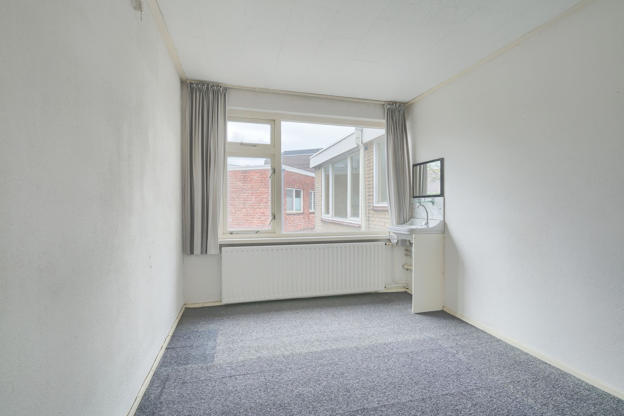 Foto 33 van Generaal Maczekstraat 48