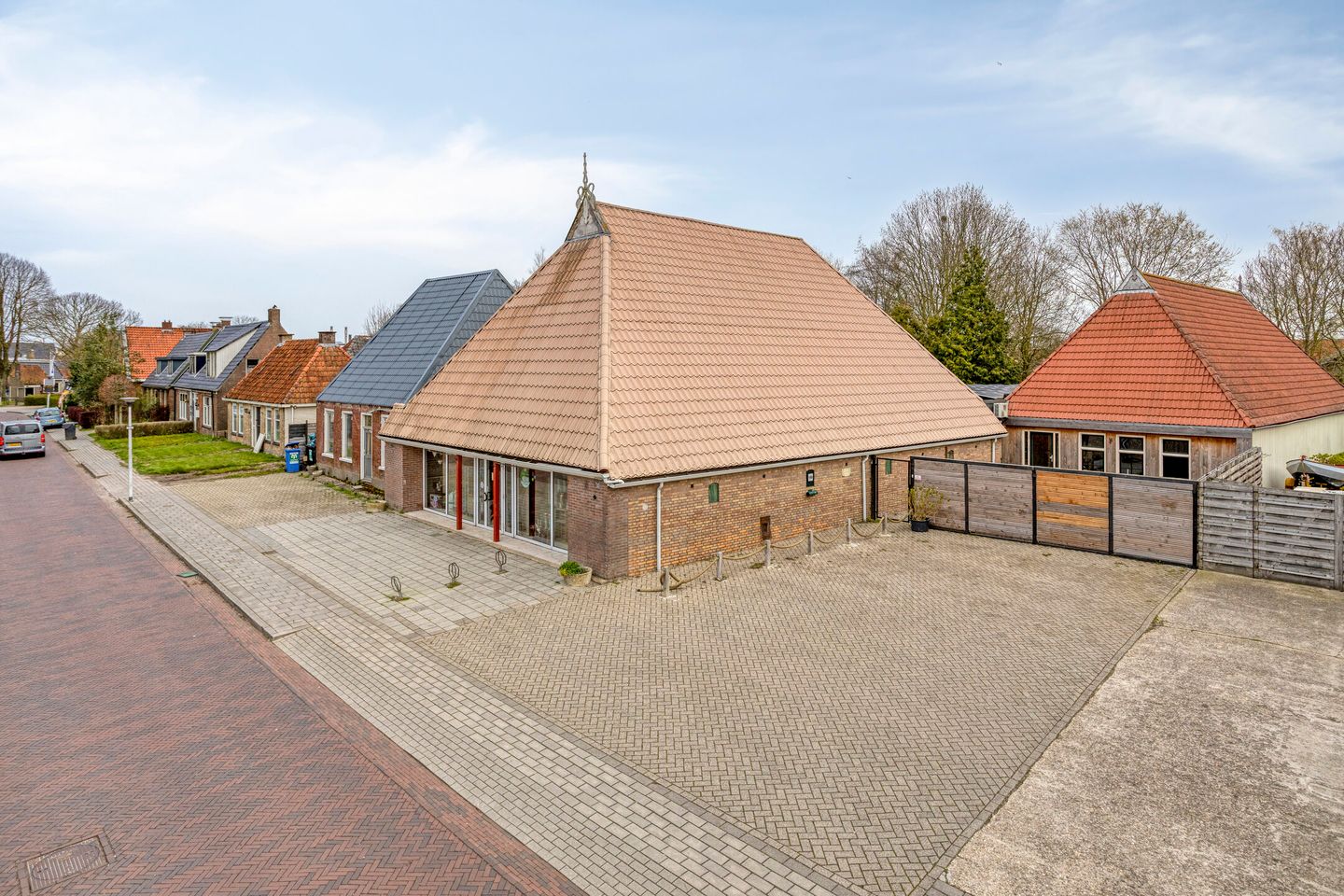 Bekijk foto 2 van It Achterbosk 19