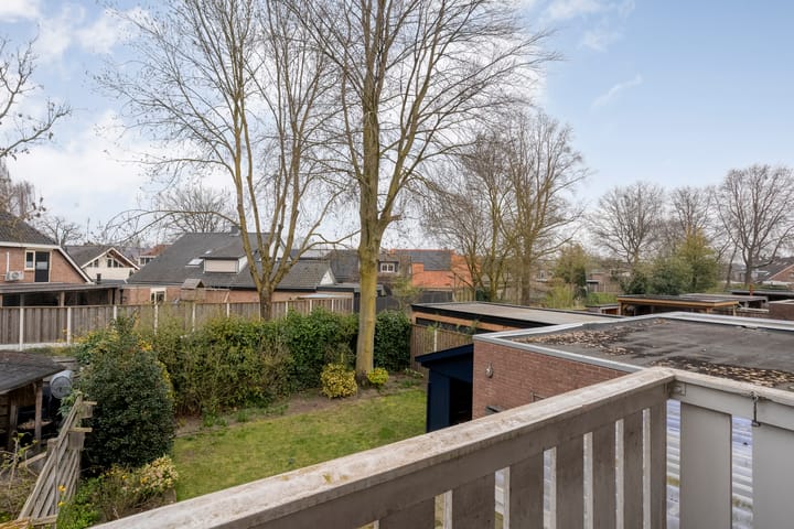 Photo 2 of Vondelstraat 3