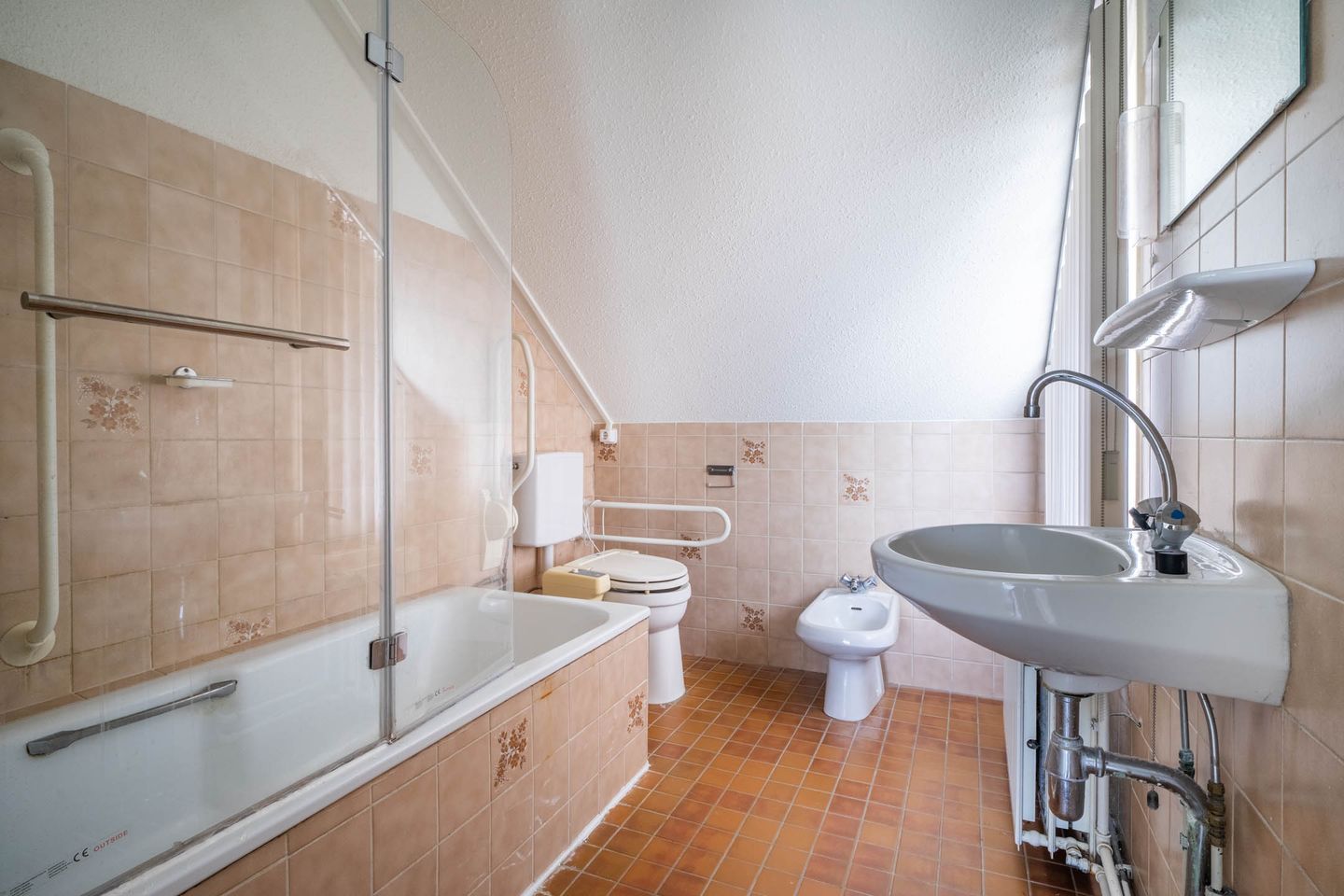 Foto 19 van Bunschotenstraat 63