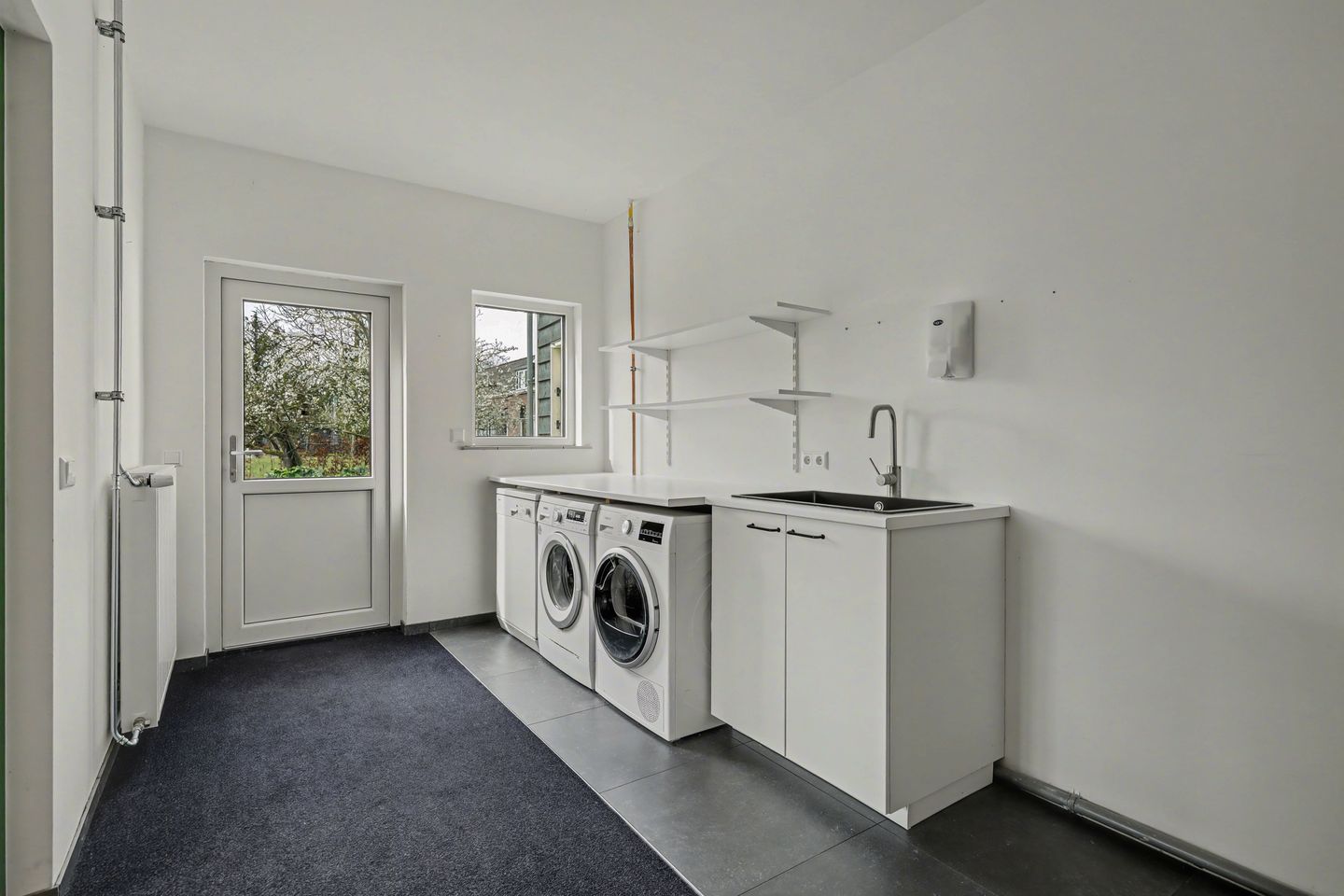 Photo 19 of Zuiddeeweg 2