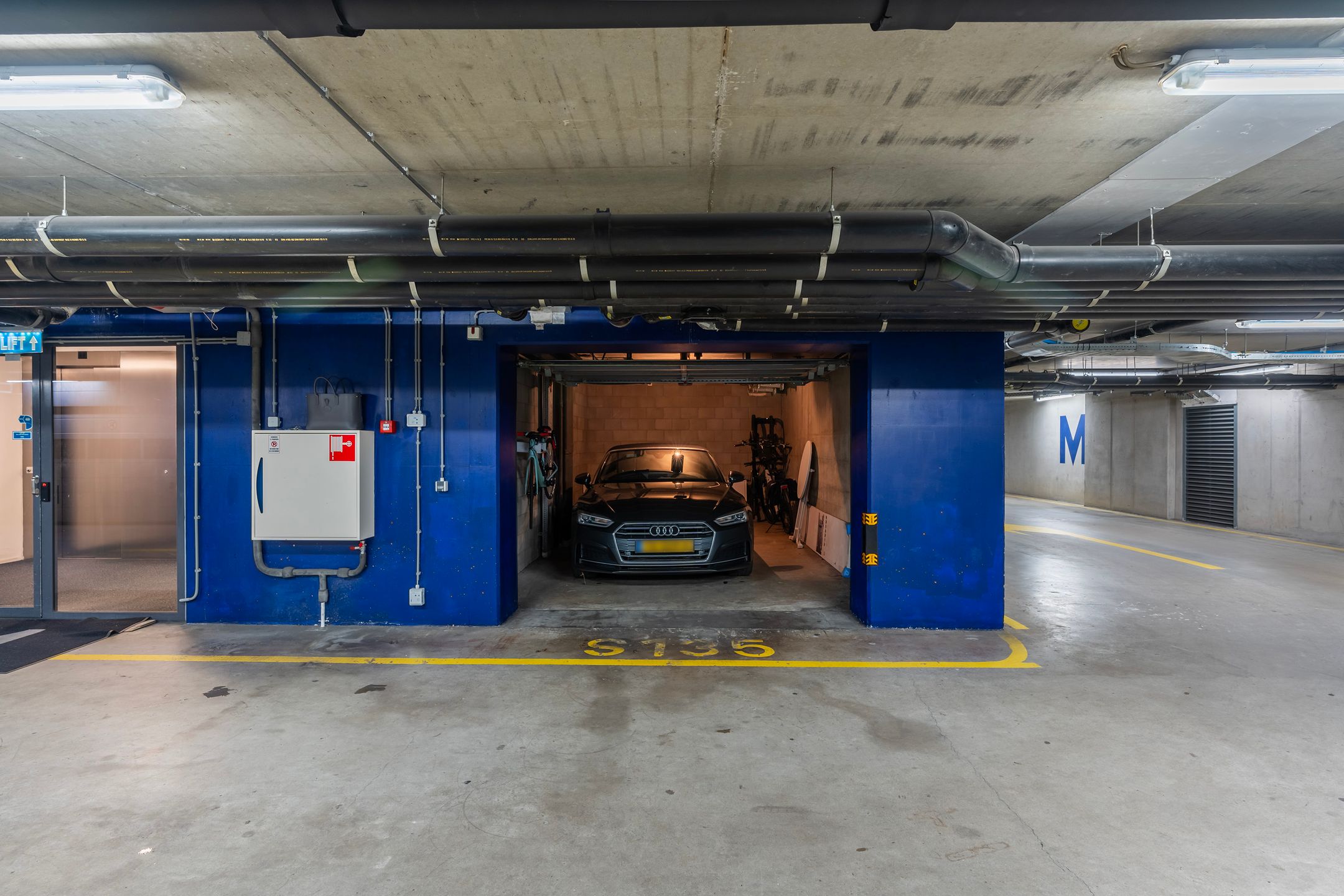 Foto 24 van Landverhuizersplein 135