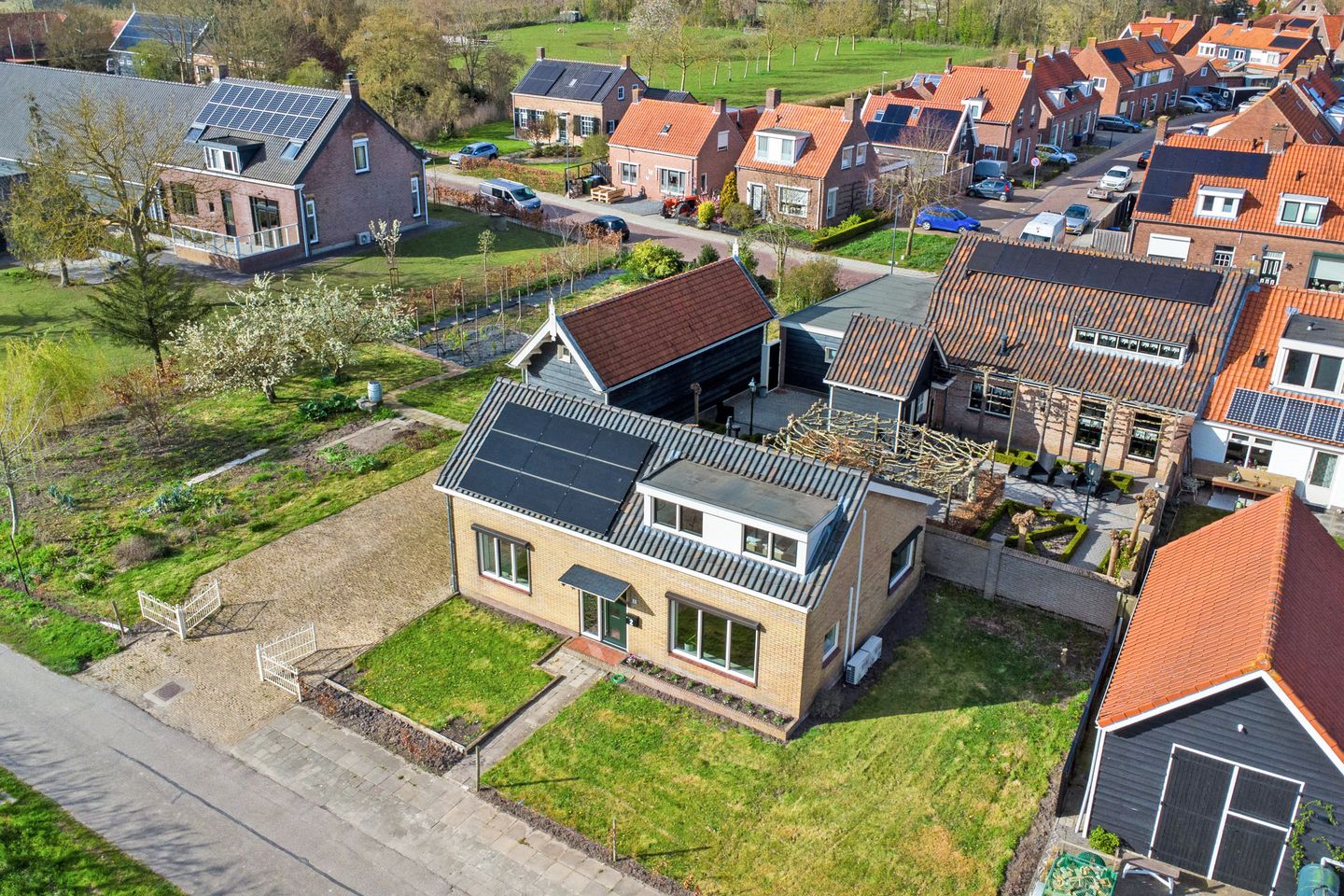 Photo 44 of Zuiddeeweg 2