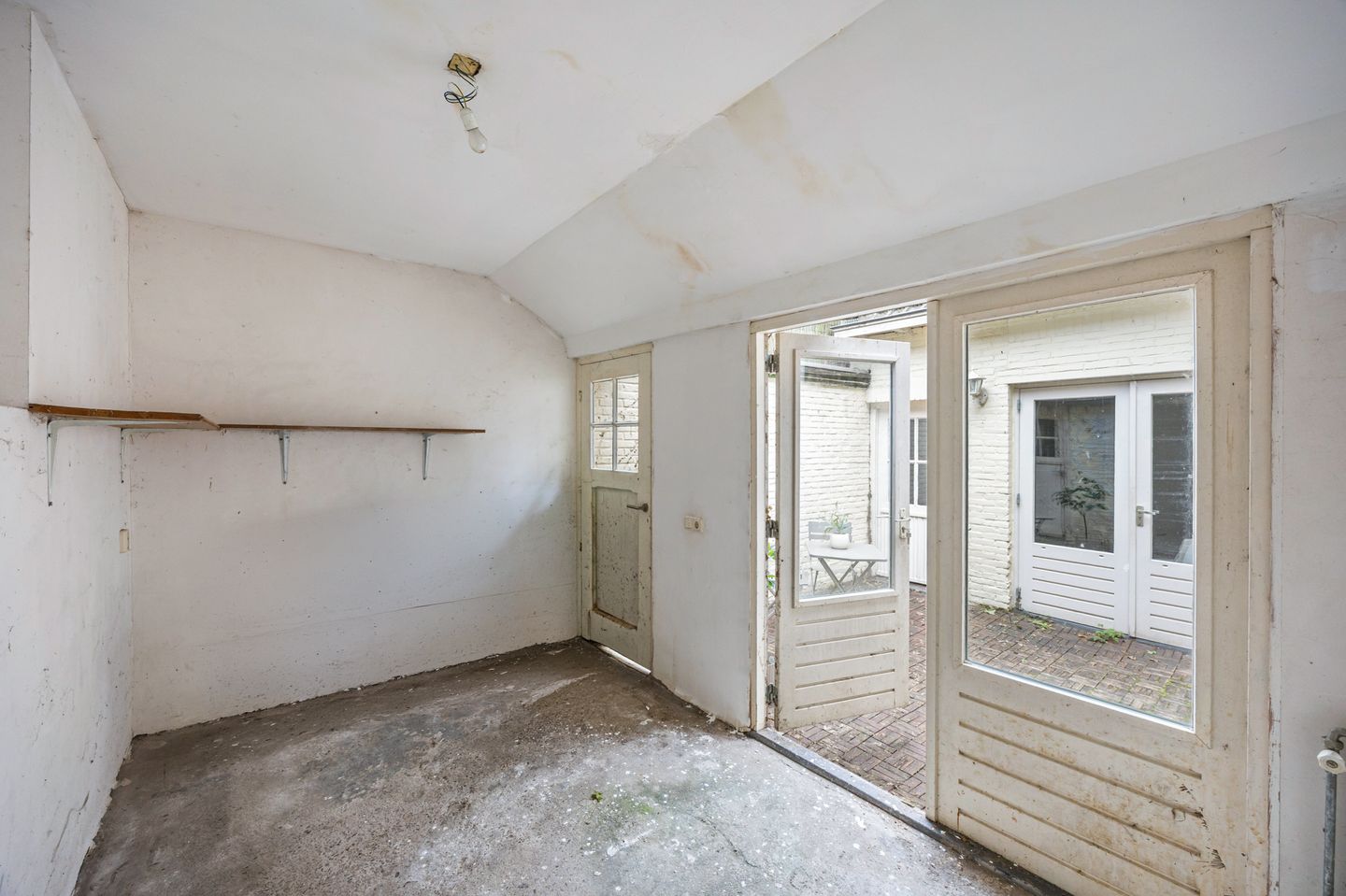 Charming city house with garden in the historic centre of Roermond — 35