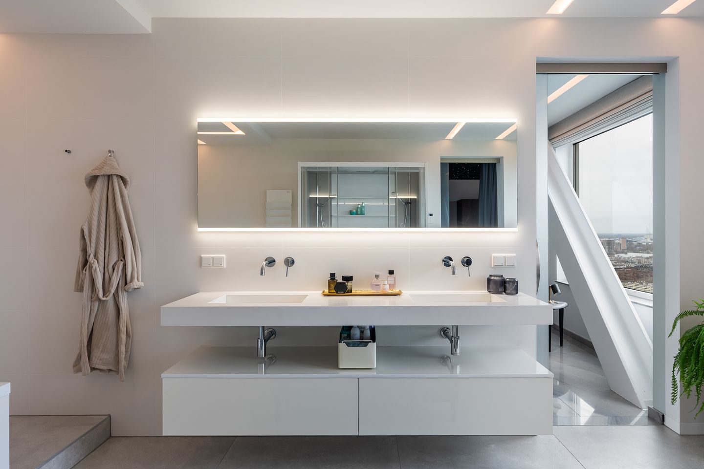 Foto 20 van Landverhuizersplein 135