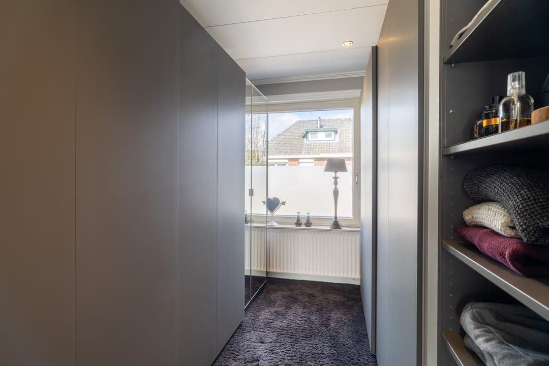 Photo 16 of Lindestraat 1