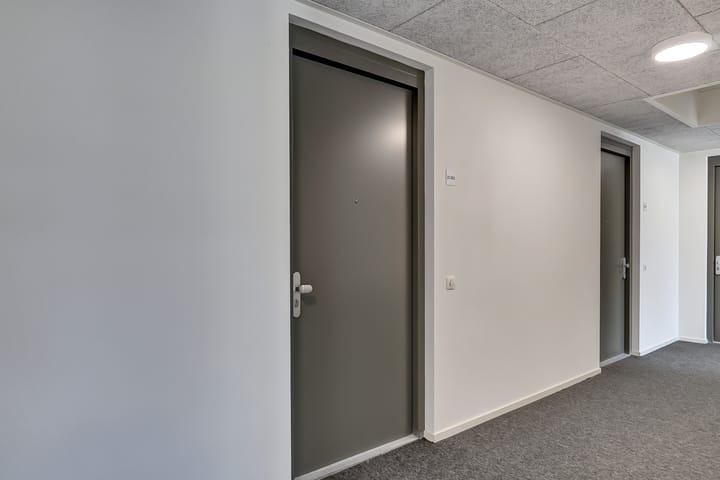 Photo 5 of Vijfhoevenlaan 23-D03