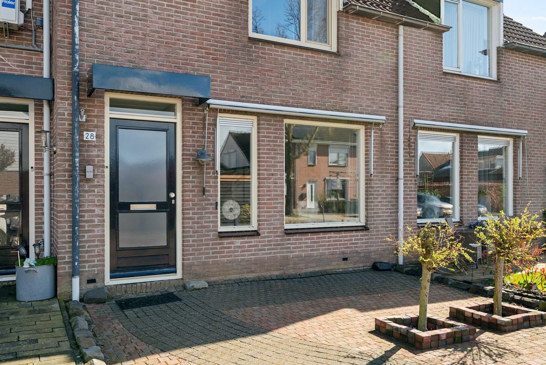 Photo 8 of Oostermaat 28