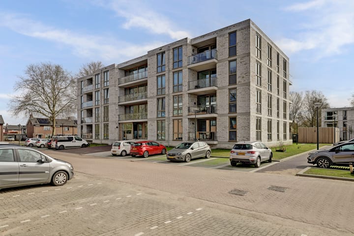 Foto 2 van Vijfhoevenlaan 23-D03