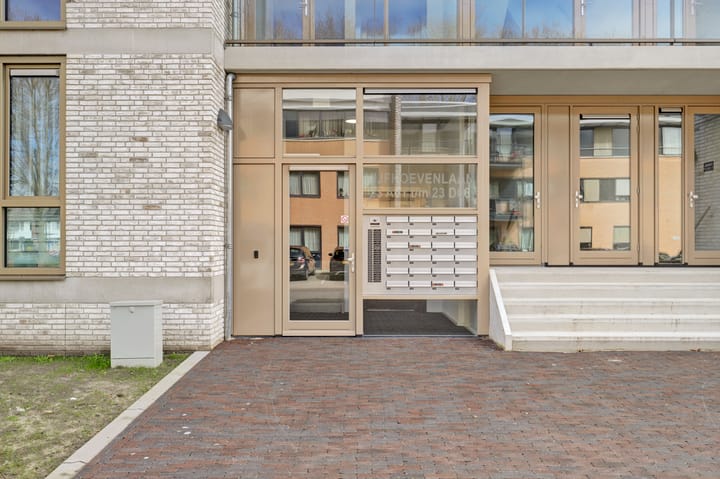 Foto 3 van Vijfhoevenlaan 23-D03