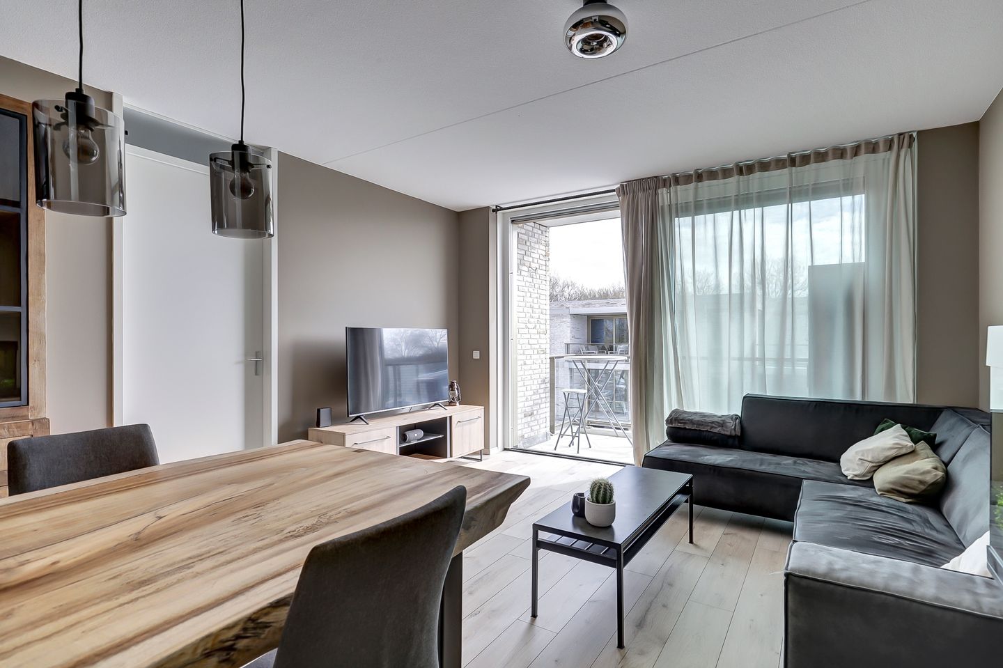 Foto 10 van Vijfhoevenlaan 23-D03