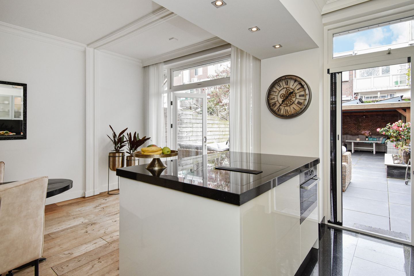 Foto 19 van Van Boetzelaerlaan 226