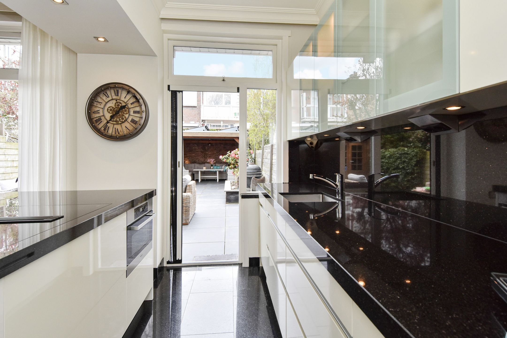 Foto 18 van Van Boetzelaerlaan 226