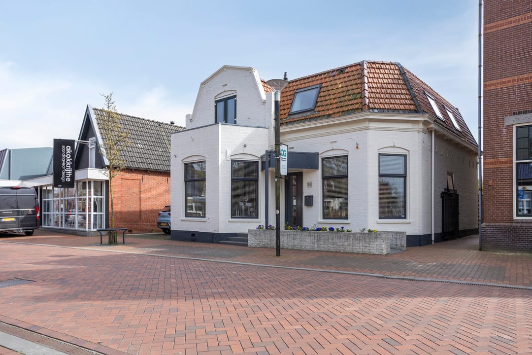 Photo 41 of Hoofdstraat 95