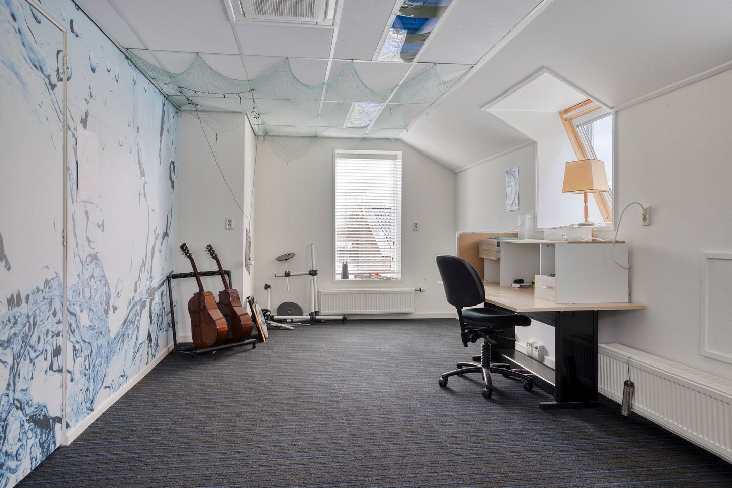 Photo 25 of Hoofdstraat 95